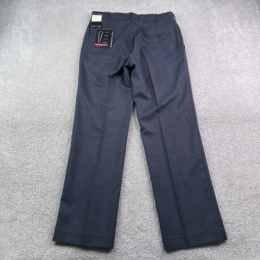 NEW Perry Ellis Portfolio Pants Mens 30x30 Grey Modern Fit Flat Front Slacks NWT